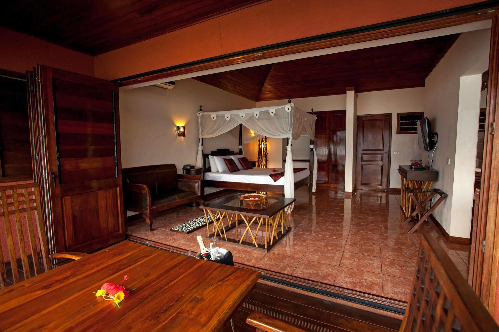 Sunset Bungalows Resort, Vanuatu Port-Vila Extérieur photo