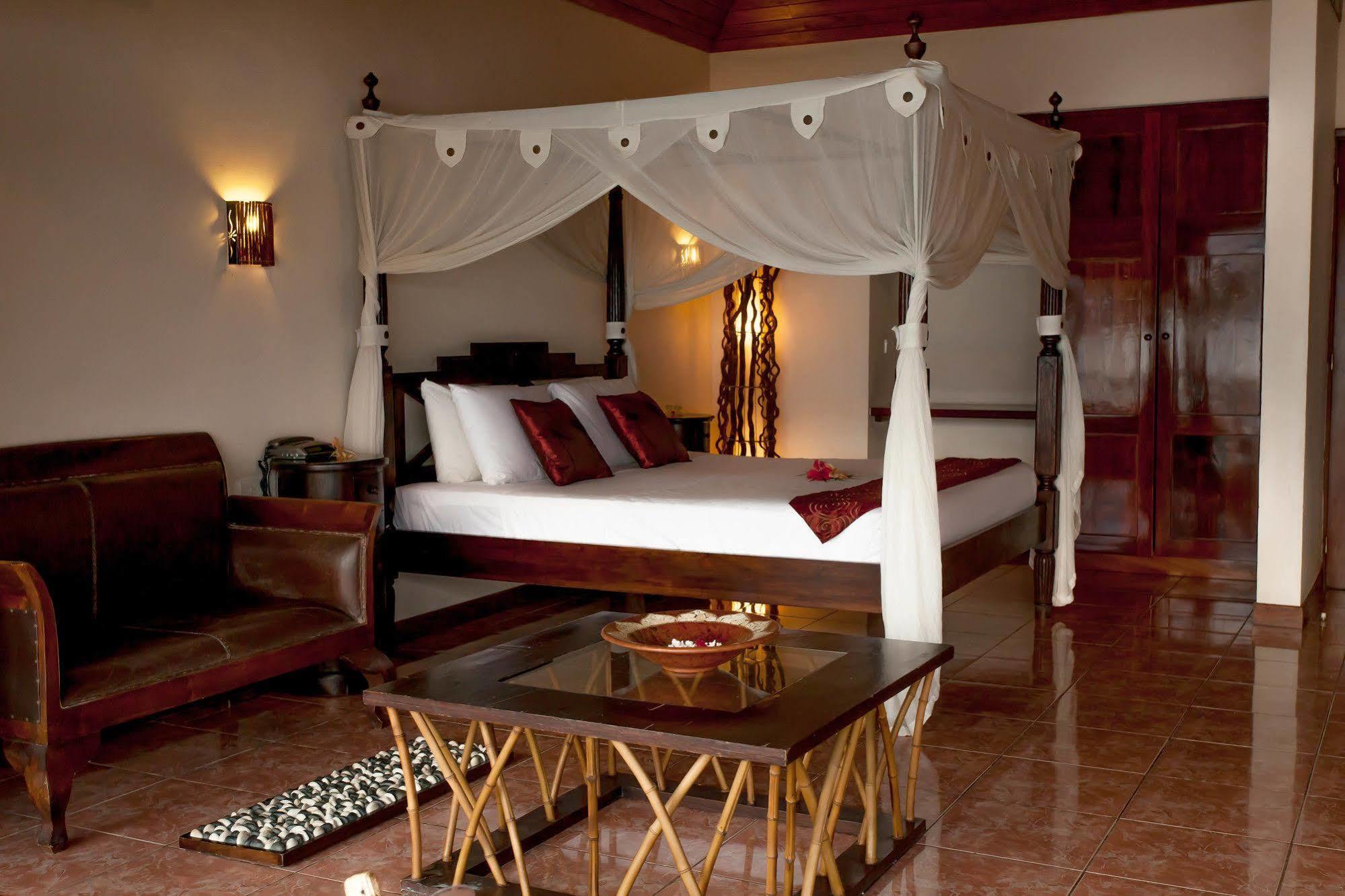 Sunset Bungalows Resort, Vanuatu Port-Vila Extérieur photo