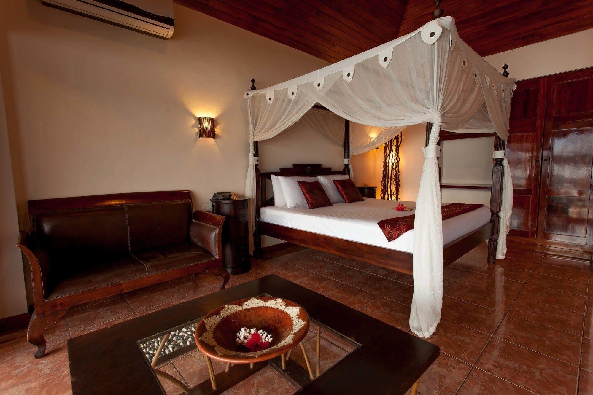 Sunset Bungalows Resort, Vanuatu Port-Vila Extérieur photo